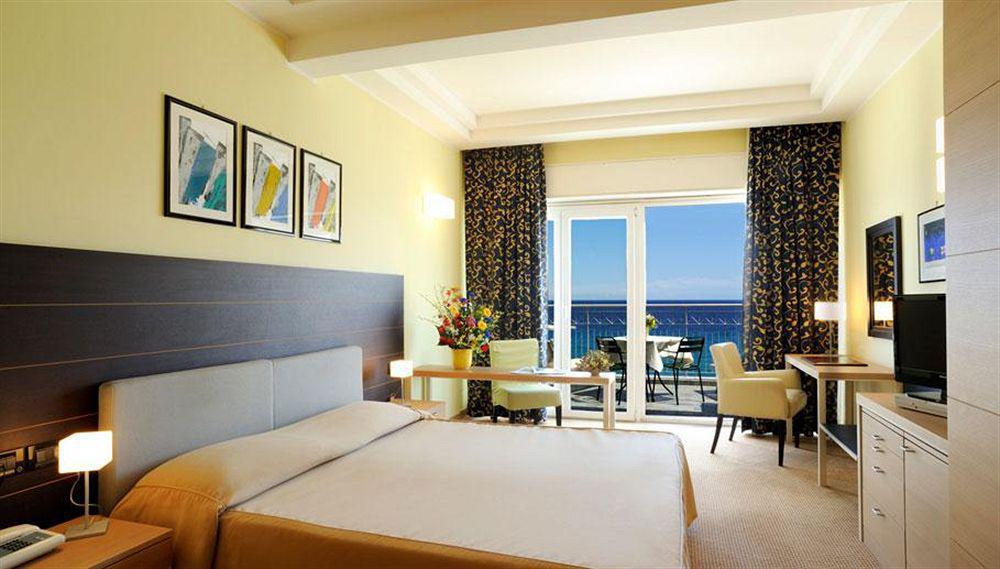 Grand Hotel Spiaggia Alassio Exterior foto