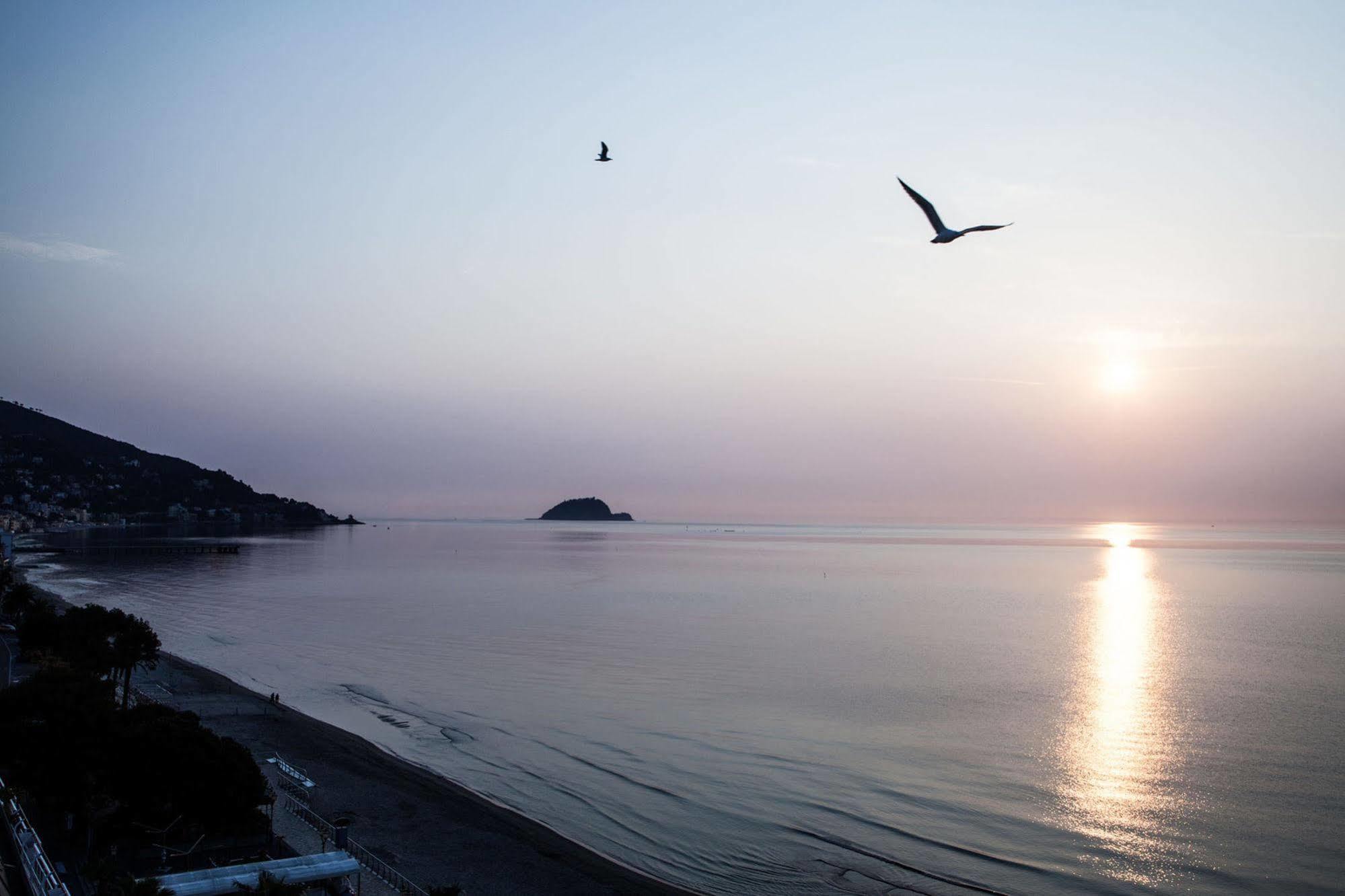 Grand Hotel Spiaggia Alassio Exterior foto